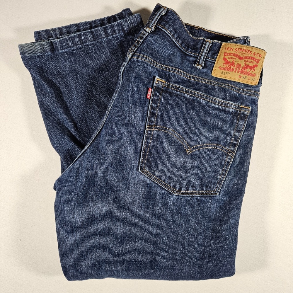 Levi's‎ Jeans 517 Cattleman Bootcut Men's Size 38x32